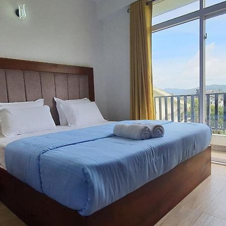 Green Mount View Two Bed Room Apartment Нувара-Элия Экстерьер фото